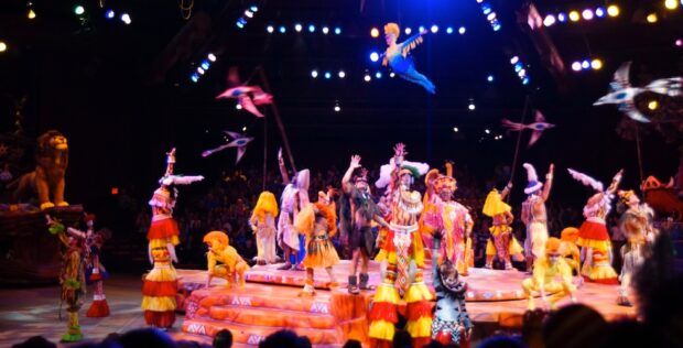 End of the Festival of the Lion King show in Camp Miniie-Mickey