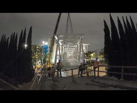 Pedestrian Bridge Installed at Disneyland Resort&#039;s Pixar Pals Parking Structure