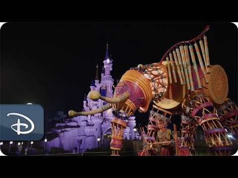 Disneyland Paris to Release The Lion King &amp; Jungle Festival Behind-the-Scenes Feature