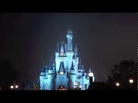 Kiss Goodnight Magic Kingdom closing ceremony at Cinderella Castle