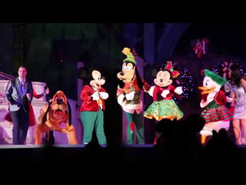 Full Mickey&#039;s Most Merriest Celebration castle stage show