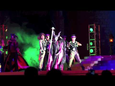 Villains&#039; Dance Mix and Mingle 2012 from Mickey&#039;s Not So Scary Halloween Party at Disney World