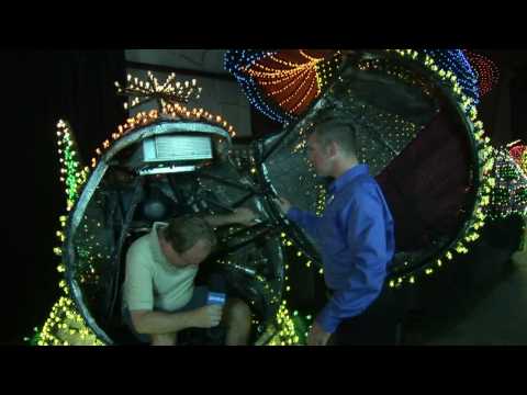 Behind the scenes - Main Street Electrical Parade and Disney&#039;s Summer Nightastic