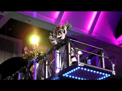 Move it! Move it! Parade - DreamWorks Animation on Royal Caribbean Allure of the Seas