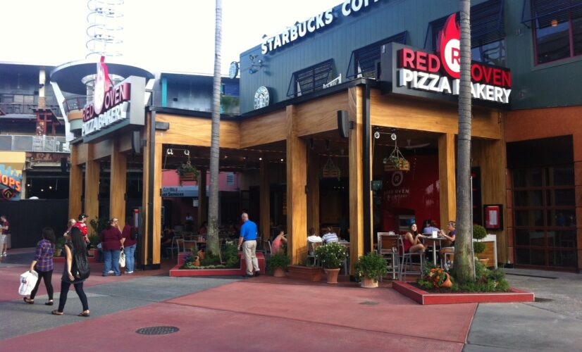 Red Oven Pizza Bakery exterior