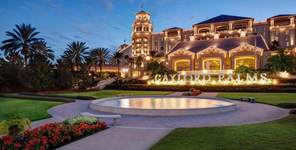 Gaylord Palms Resort decorated for the holidays
