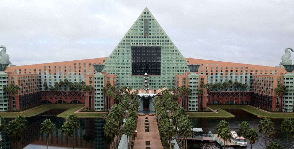 swan and dolphin hotels