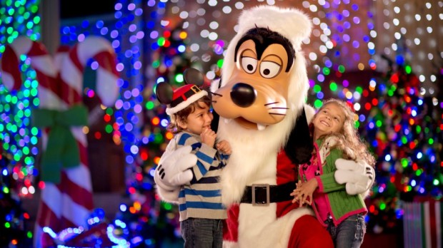 Everything For The Holidays At Walt Disney World Everything For The Holidays At Walt Disney World