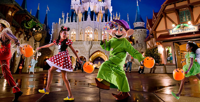 Tickets now available for 2016 Magic Kingdom holiday parties
