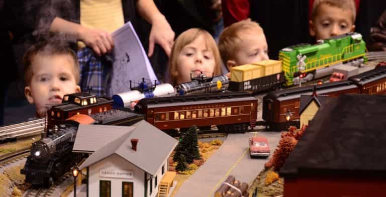 Lego MiniLand joins the 2017 National Train Show in Central Florida