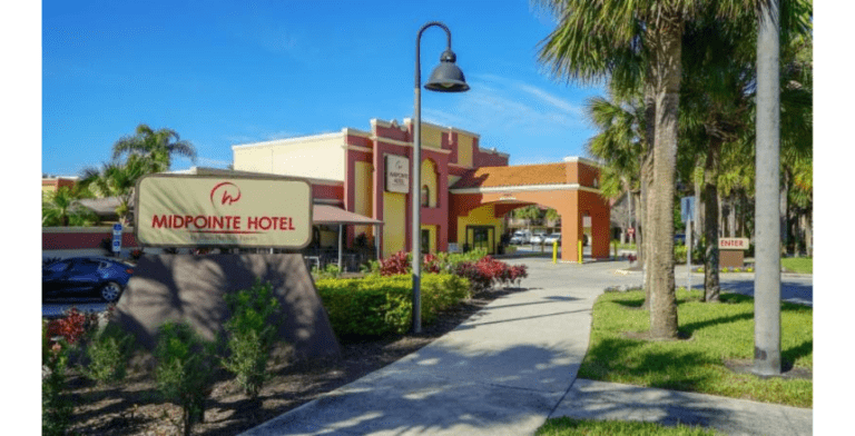 Rosen Hotels & Resorts in Orlando consolidate two International Drive hotels