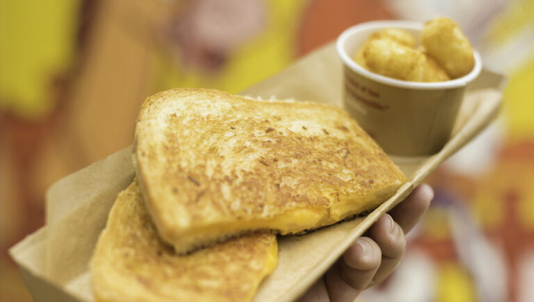 Recipe: Make the Grilled Cheese Sandwich from Woody’s Lunch Box at home