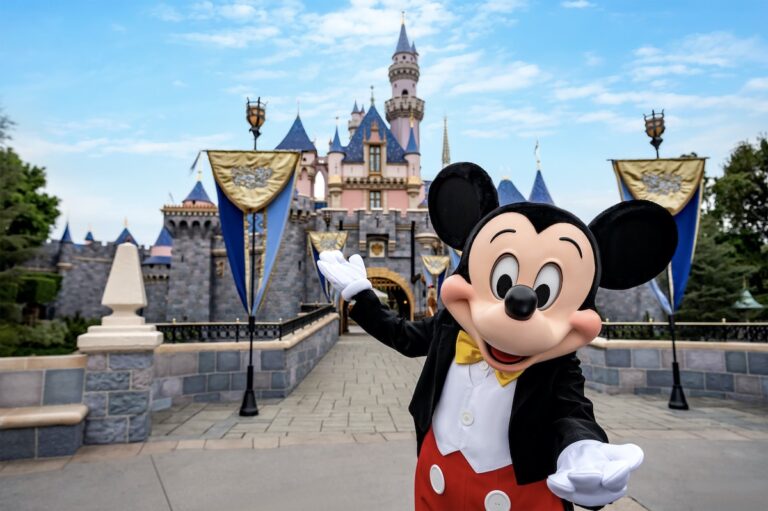 Disneyland theme parks reopening July 17; Phased reopening planned for the resort