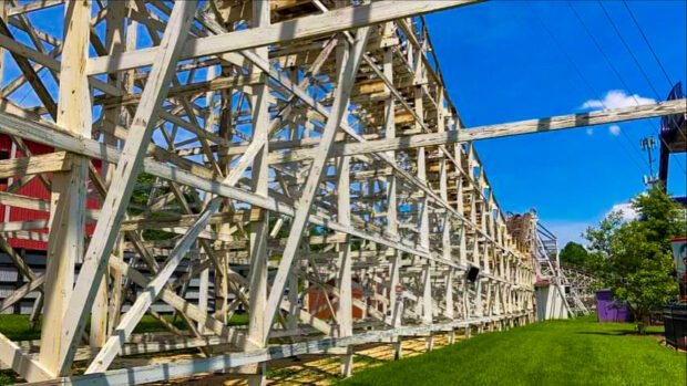 six flags america wooden coaster