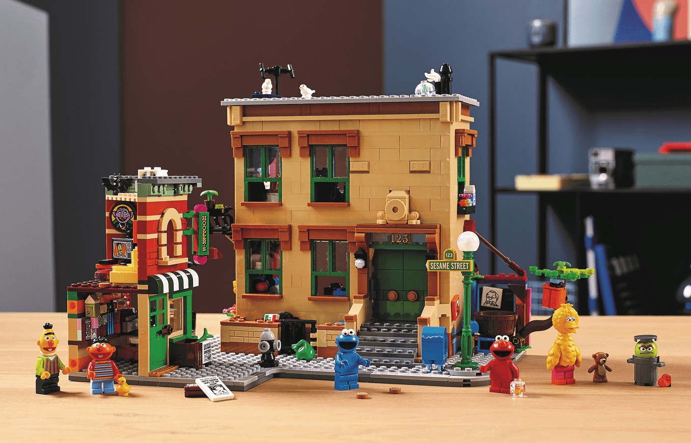 123 Sesame Street Lego Set