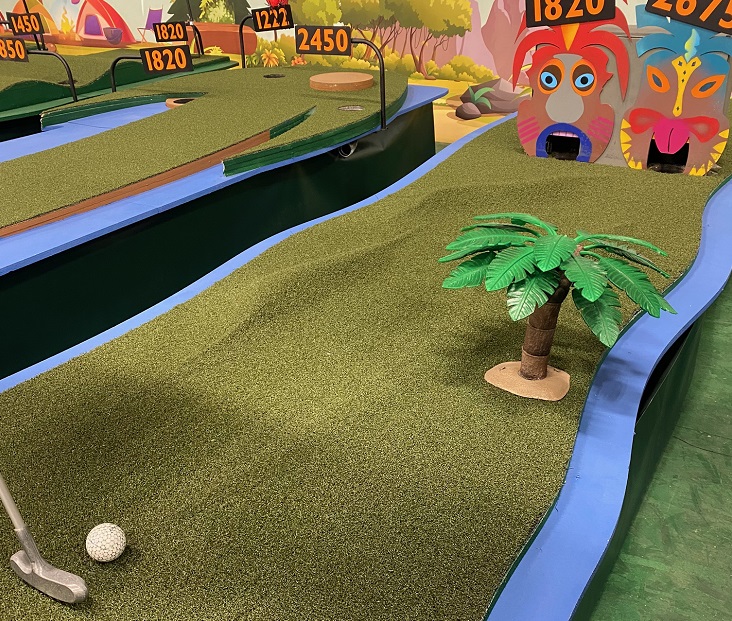 One Shot Golf Play mini golf with the help of a robot