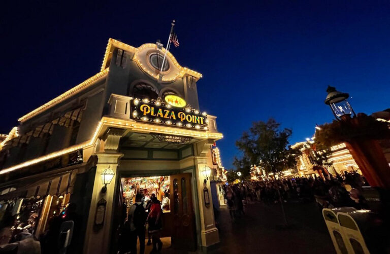 Plaza Point holiday shoppe has opened in Disneyland Park