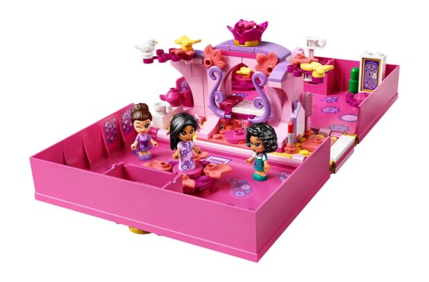Encanto Merchandise - Lego Isabela set