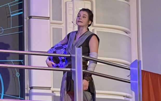 Meet the Characters of the Star Wars: Galactic Starcruiser