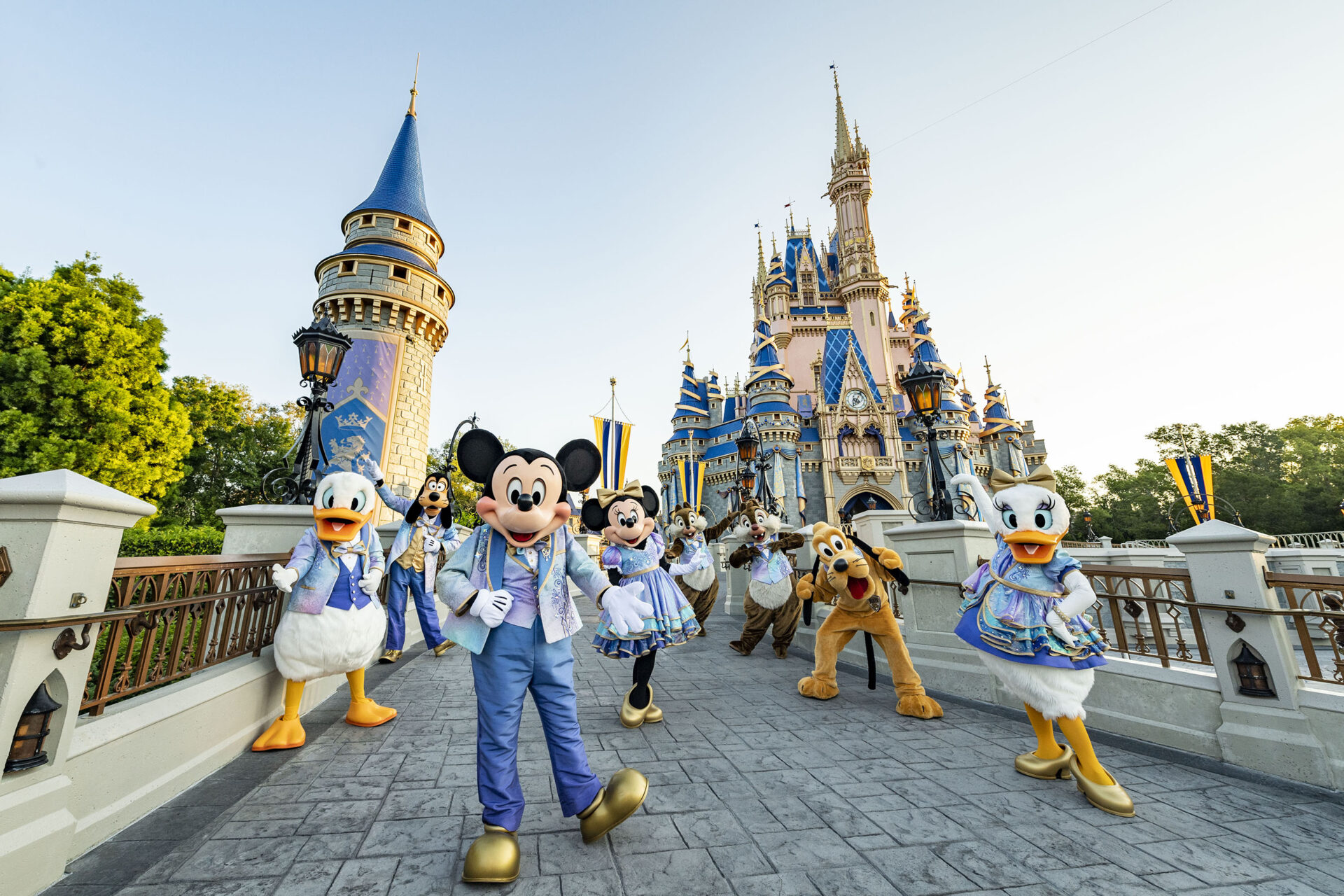 AAA offers discounted Disney tickets for California