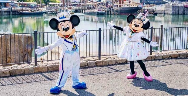 Tokyo DisneySea - Mickey and Minnie 20th-anniversary costumes