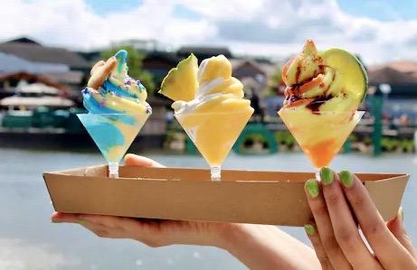 Walt Disney World - New Springtime food - Swirls on the Water