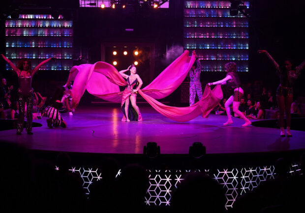 Mad Apple Rapper ‘Mad Apple’ by Cirque du Soleil celebrates New York City’s culture