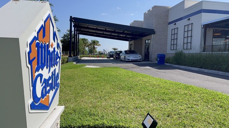 White Castle in Orlando celebrates their first anniversary and National Slider Day