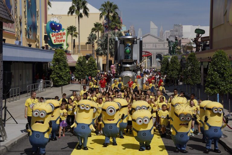 Hollywood becomes Minionwood in celebration of ‘Minions: The Rise of Gru’