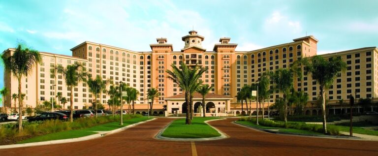 Rosen Hotels & Resorts reduces pricing ahead of Hurricane Ian  
