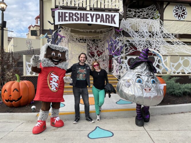 Hersheypark characters dressed for halloween