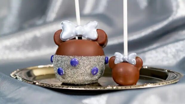 Disney100 celebration - Minnie Apple and Minnie Cake Pop