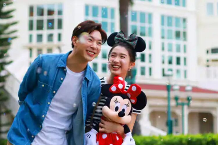 Hong Kong Disneyland's Season of Romance 2023 Valentine's Day celebration runs Feb. 1-28.
