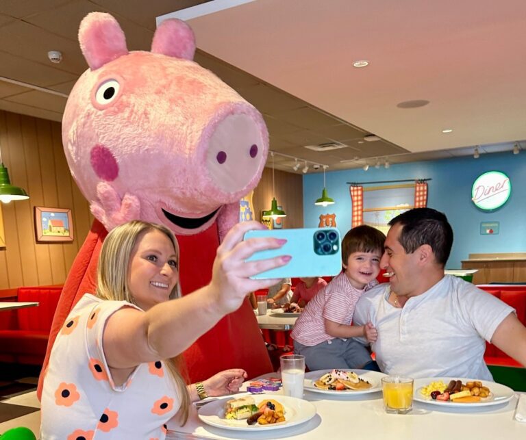 Have breakfast with Peppa Pig this summer