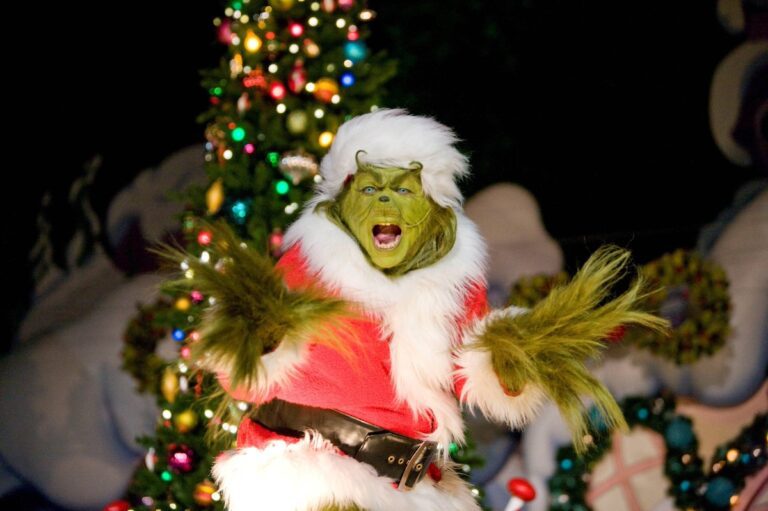 ‘You Do Yule’ at Universal Studios Hollywood this holiday season