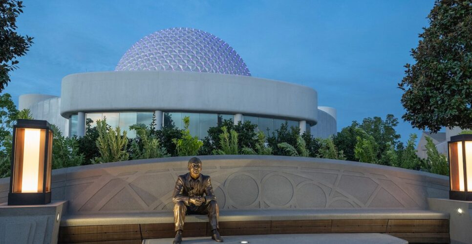 Walt the Dreamer statue at Epcot