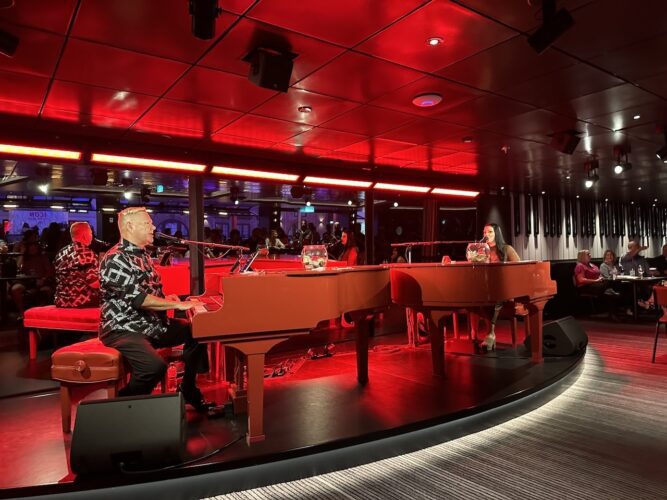 Royal Caribbean Icon of the Seas Dueling Pianos 