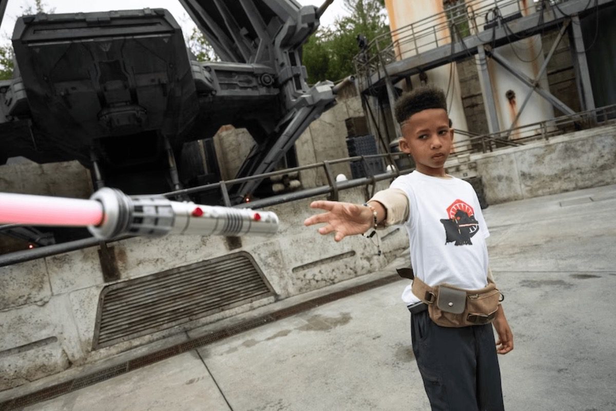 Capture Your Moment in Galaxy's Edge
