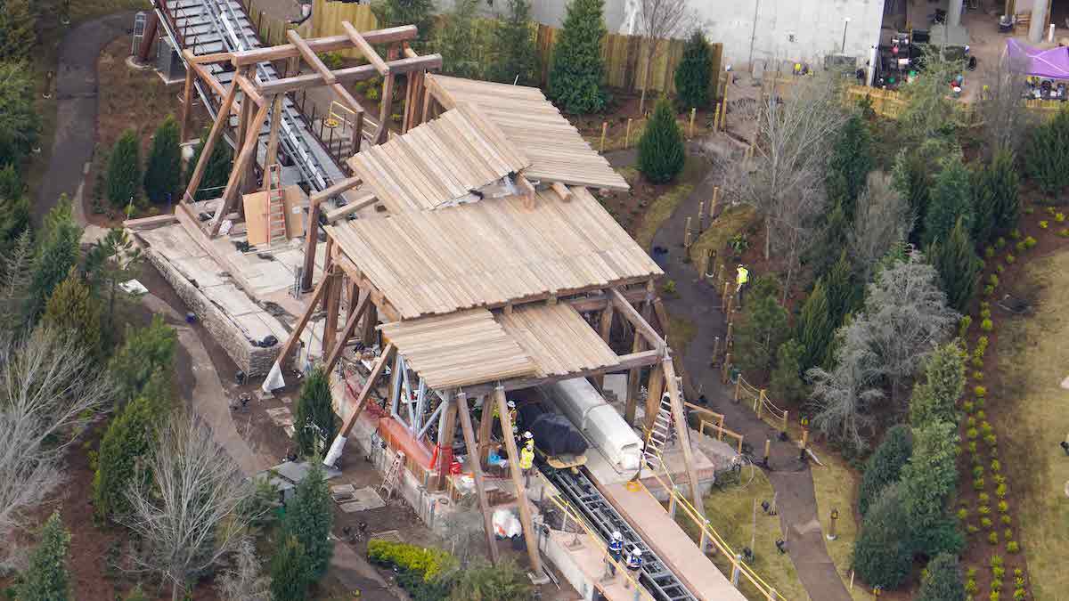 How to Train Your Dragon – Isle of Berk construction at Epic Universe