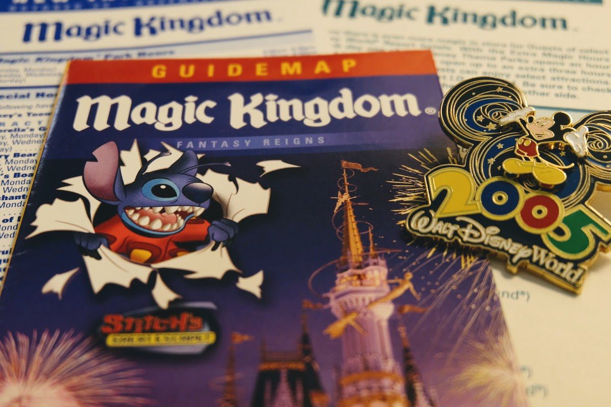 2005 Magic Kingdom Guide Map