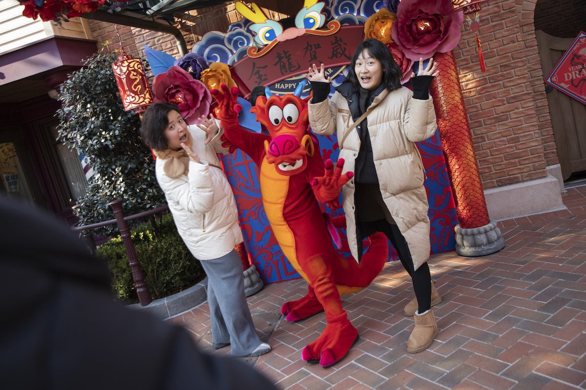 Mushu at Shanghai Disneyland for Chinese New Year