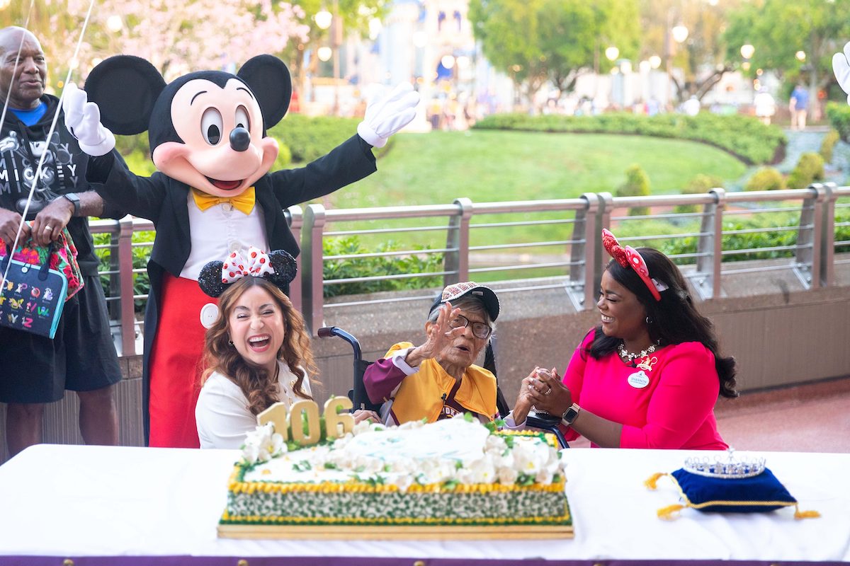 Magnolia Jackson visits Disney World for first time on 106th birthday
