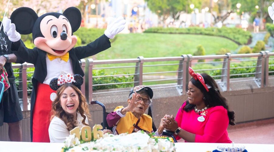 Magnolia Jackson visits Disney World for first time on 106th birthday
