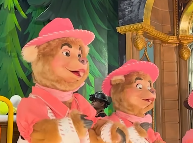 Bunny, Bubbles, Beulah in Country Bear Musical Jamboree