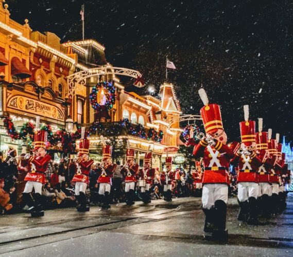 Toy soldiers, Disney Christmas parade