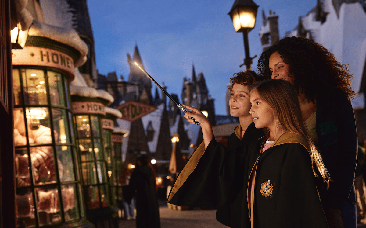 Harry Potter interactive wand, Universal Orlando