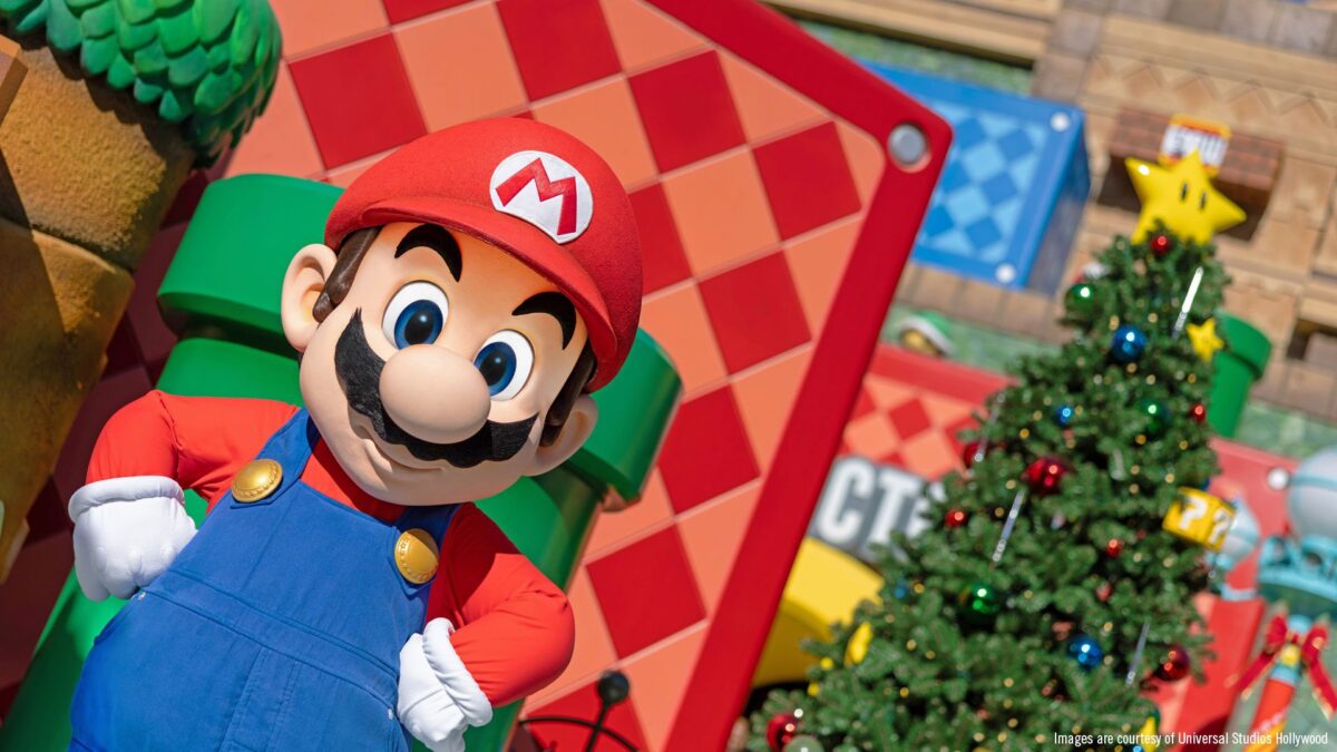 Super Nintendo World Christmas Tree - Universal Studios Hollywood