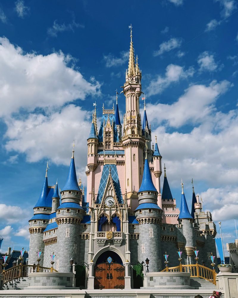 Cinderella Castle repainting 