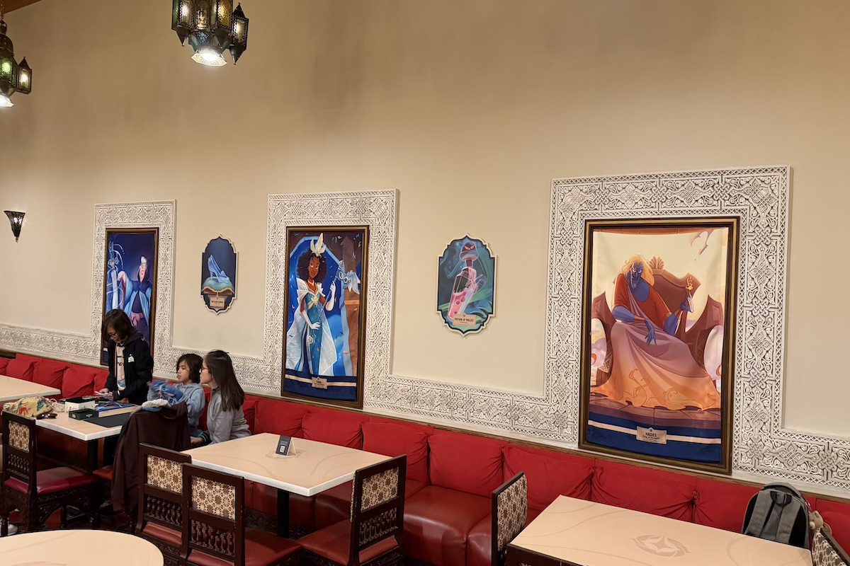 Illumineer lounge