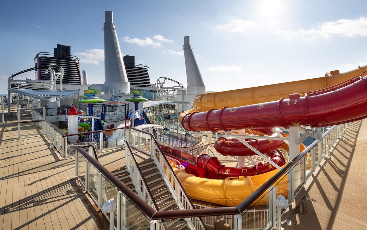 Disney Adventure - Toy Story Place